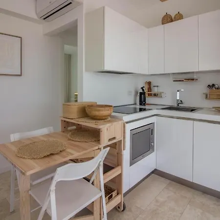 Guesthost - Stunning In Pittulongu With Pool Olbia